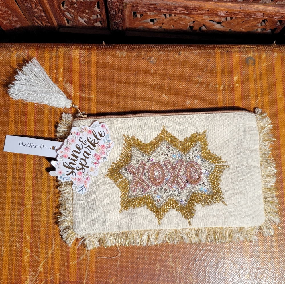 NWT Noor E Noire Beaded XOXO Zipper Pouch / Makeup Bag Valentine's Day